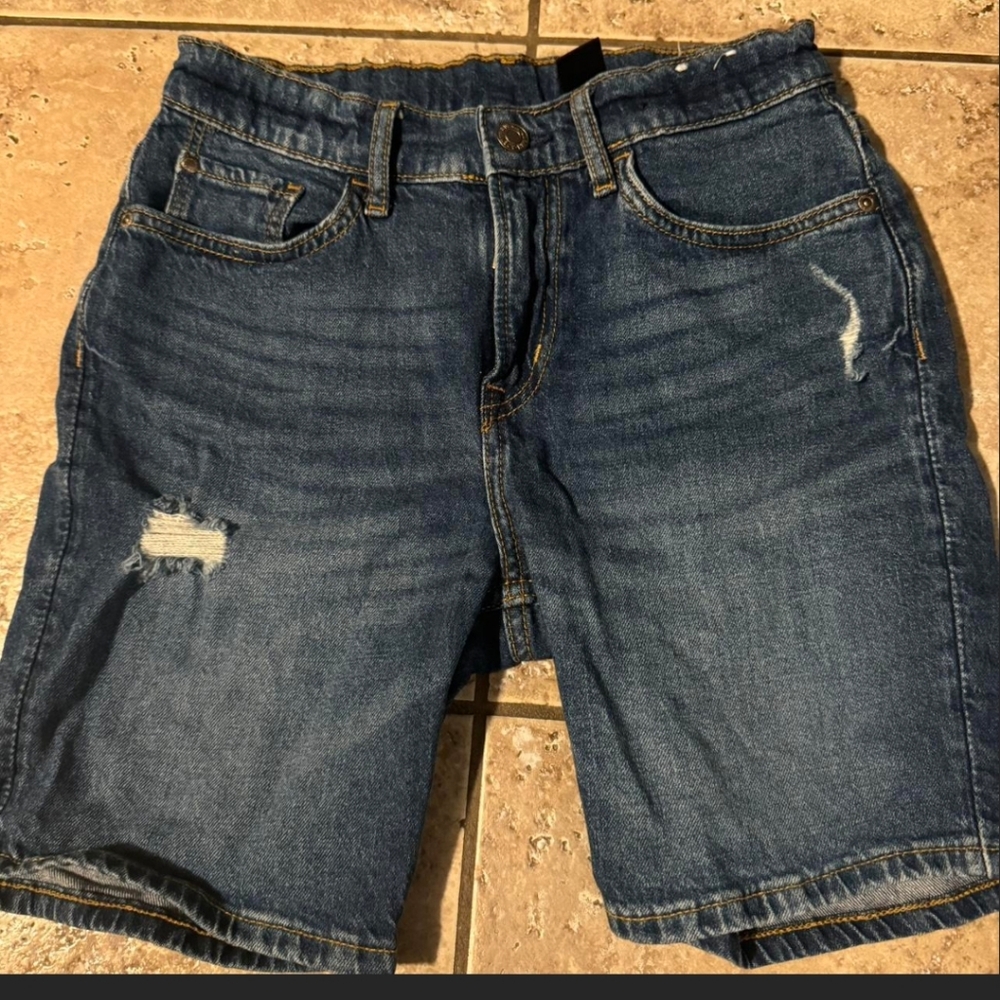 H&M girl shorts